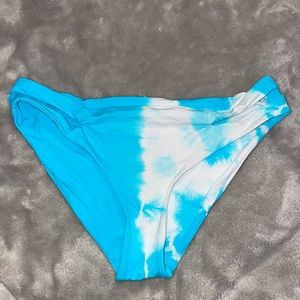 blue/white bikini bottoms